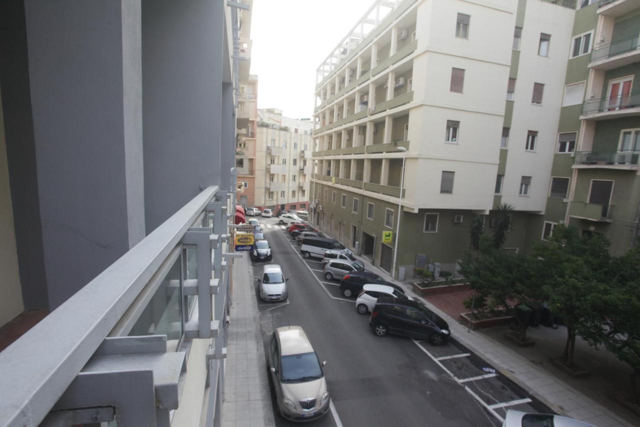 B&B Cagliari City Luaran gambar
