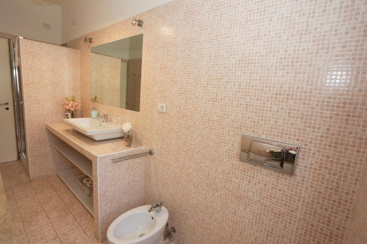 B&B Cagliari City Luaran gambar
