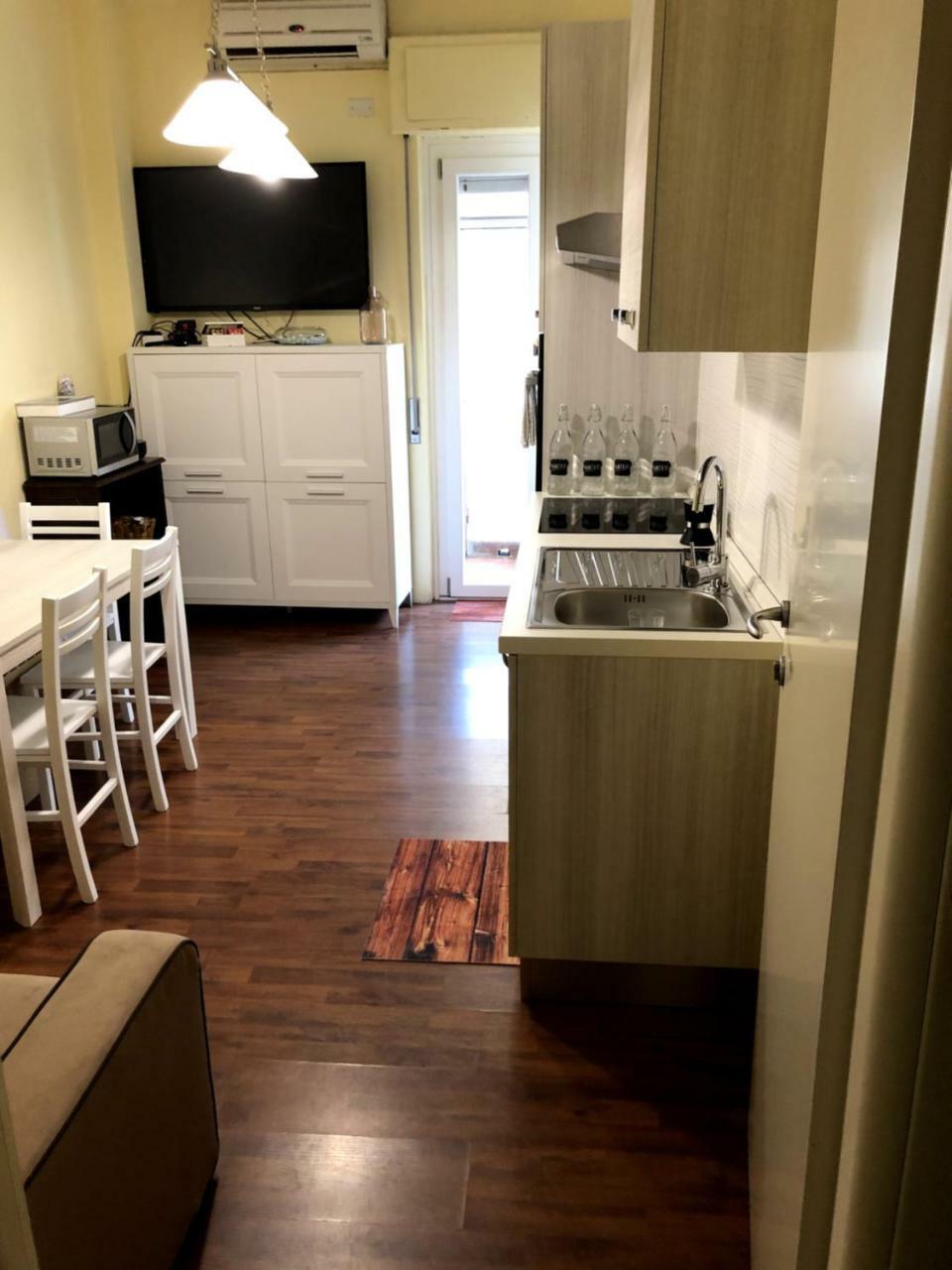 B&B Cagliari City Luaran gambar